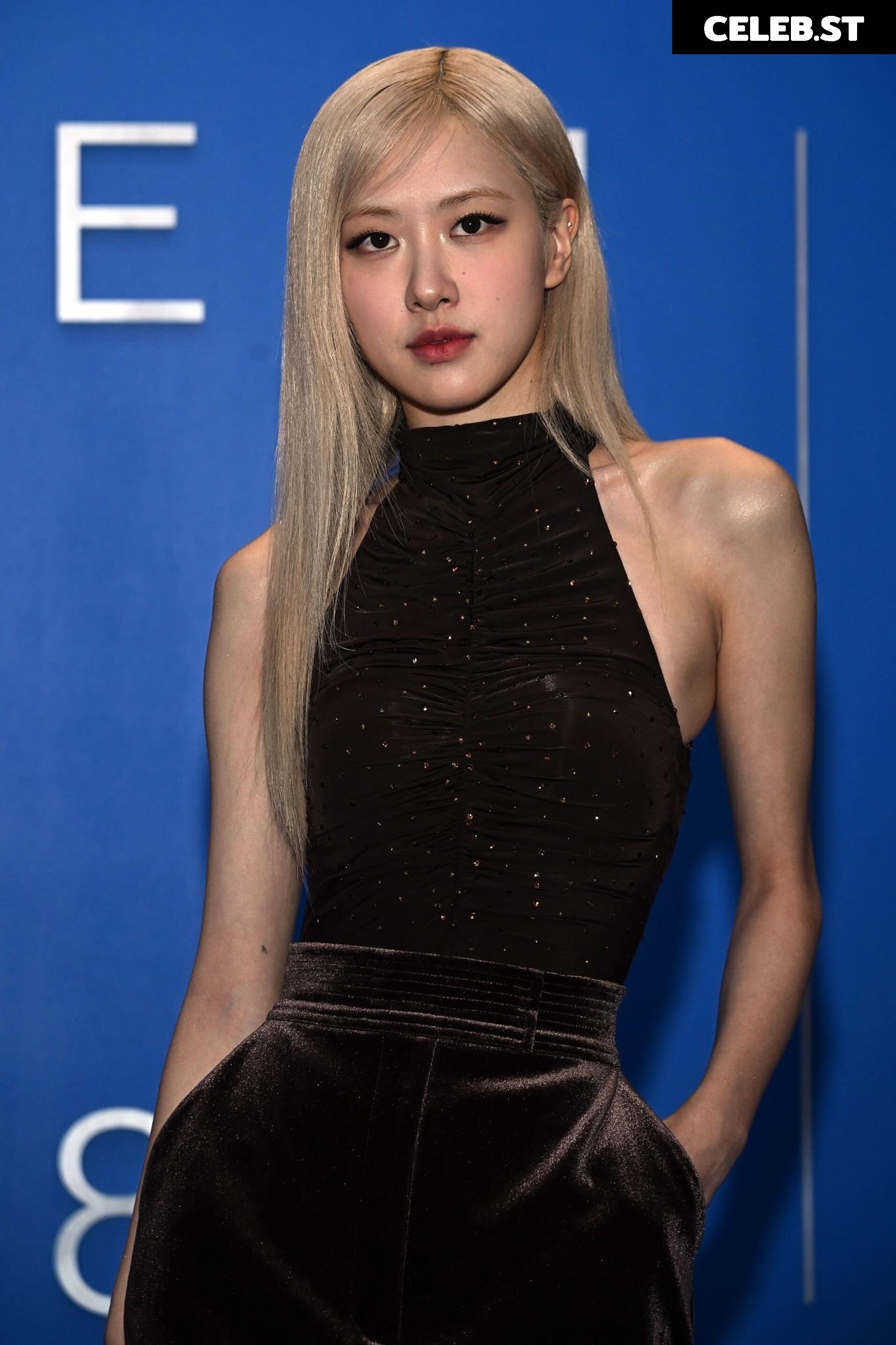 Rosé || Roseanne Park - BLΛƆKPIИK ( BLACKPINK ) Image 4441496