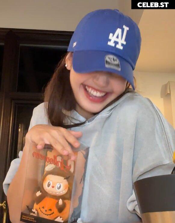 Lisa | BLΛƆKPIИK (Blackpink) Image 4441418