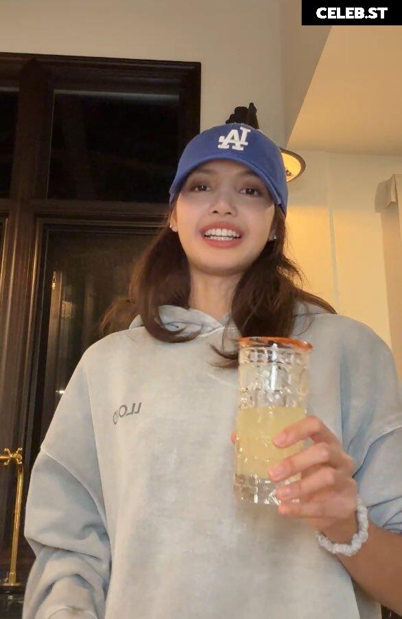 Lisa | BLΛƆKPIИK (Blackpink) Image 4441683