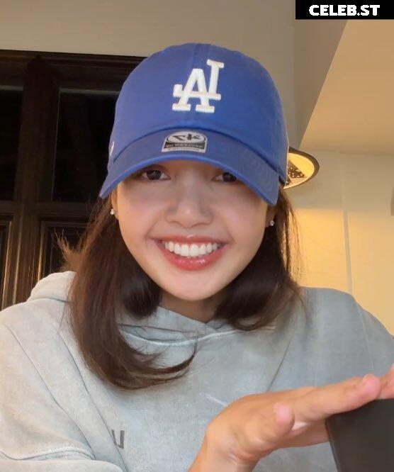 Lisa | BLΛƆKPIИK (Blackpink) Image 4441383