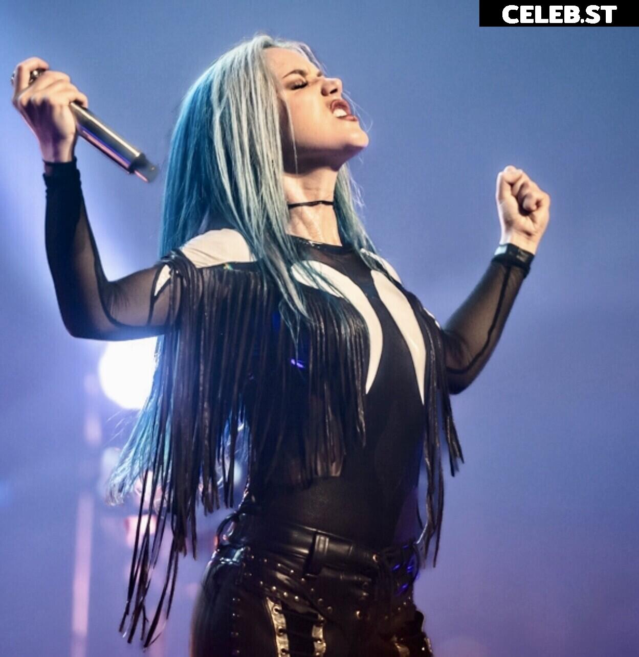 Women of Metal Image 4442790