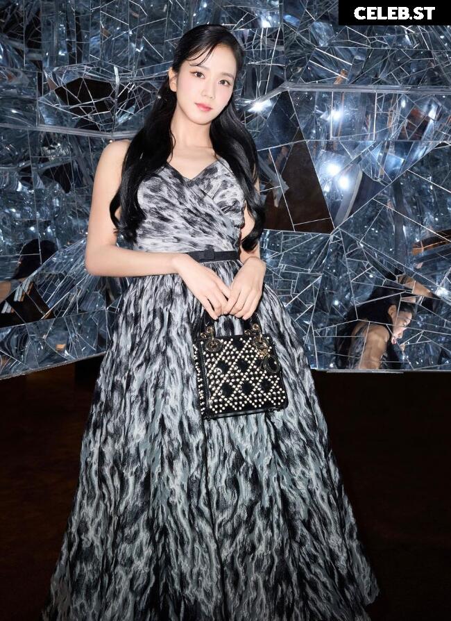 Jisoo  || - BLΛƆKPIИK ( BLACKPINK ) Image 4442726