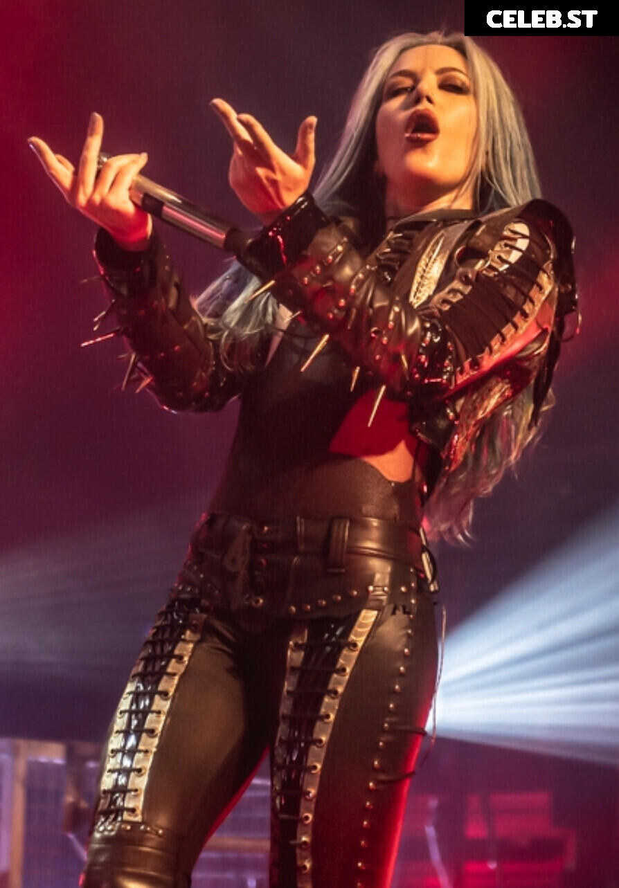 Women of Metal Image 4442626