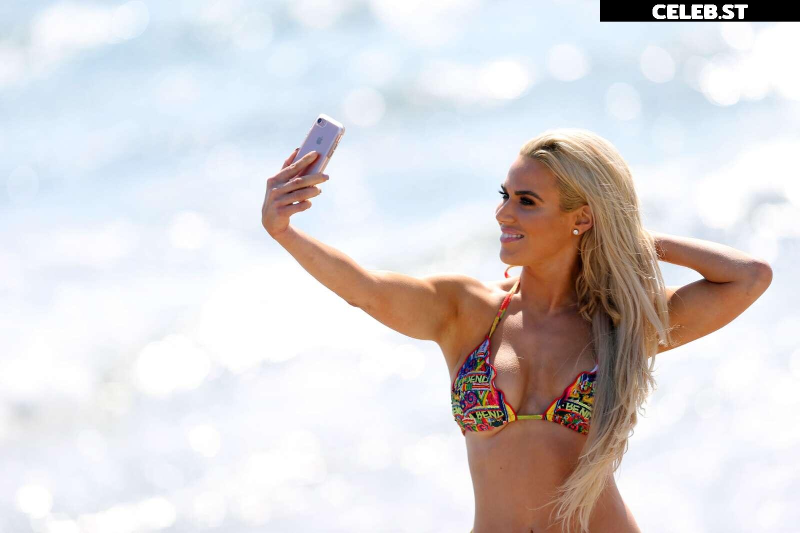 WWE Lana / CJ Perry Image 4442159