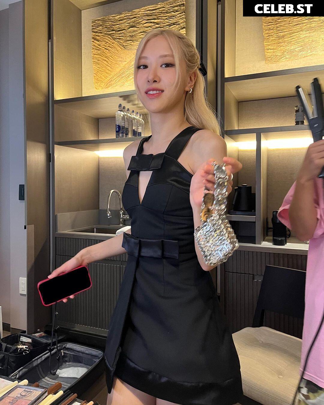 Rosé || Roseanne Park - BLΛƆKPIИK ( BLACKPINK ) Image 4442013