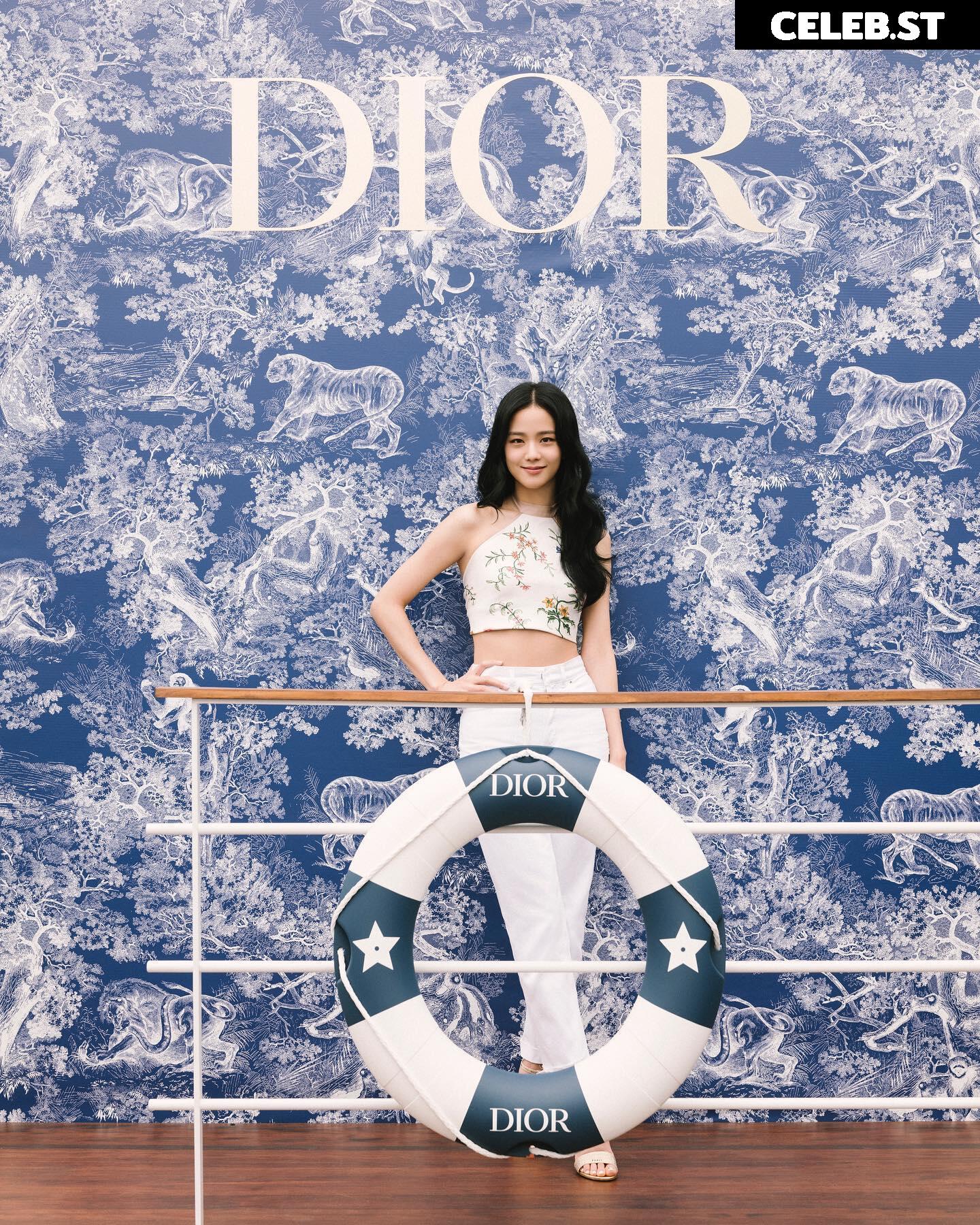 Jisoo  || - BLΛƆKPIИK ( BLACKPINK ) Image 4442363