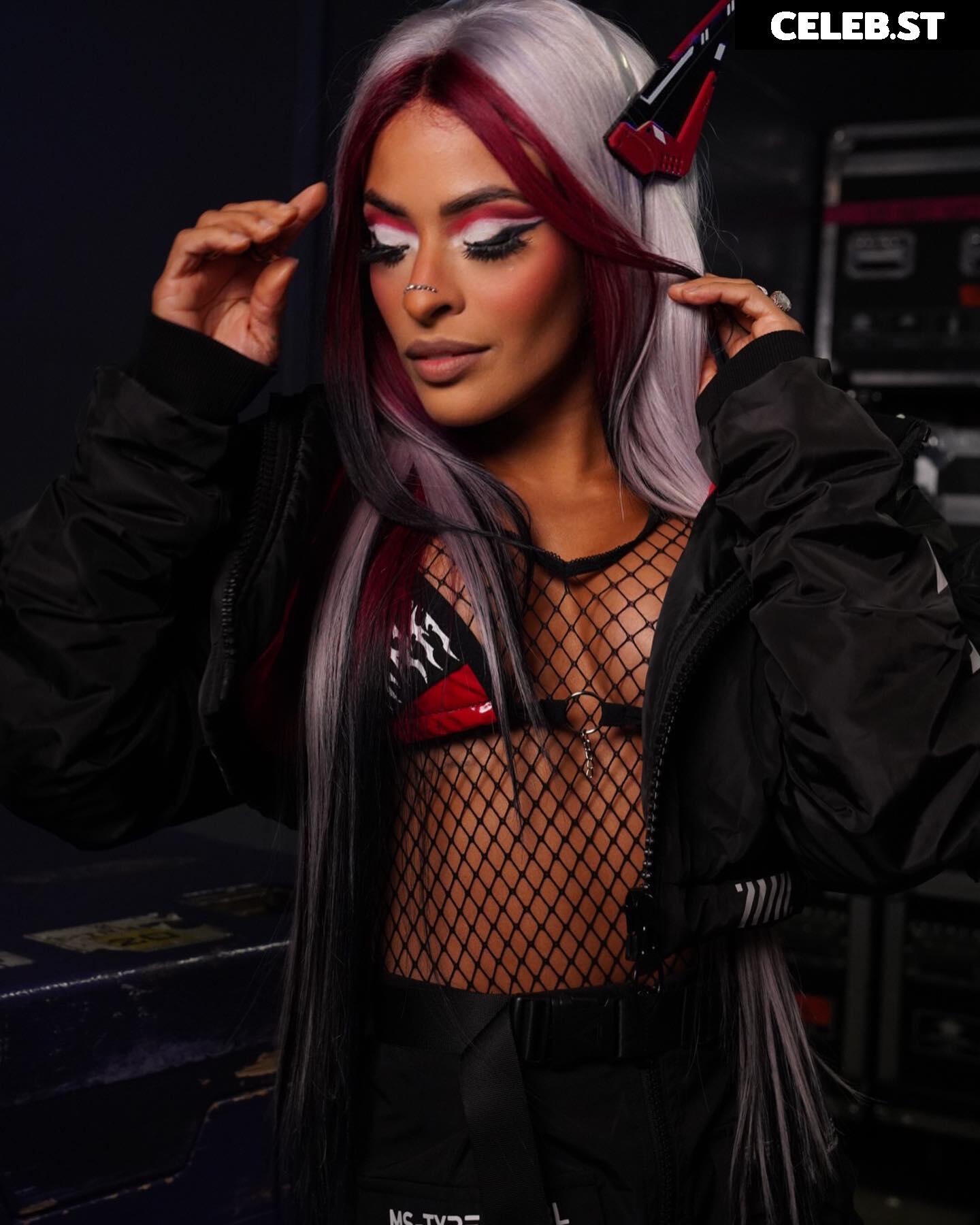 Zelina Vega // Thea Trinidad Image 4442317