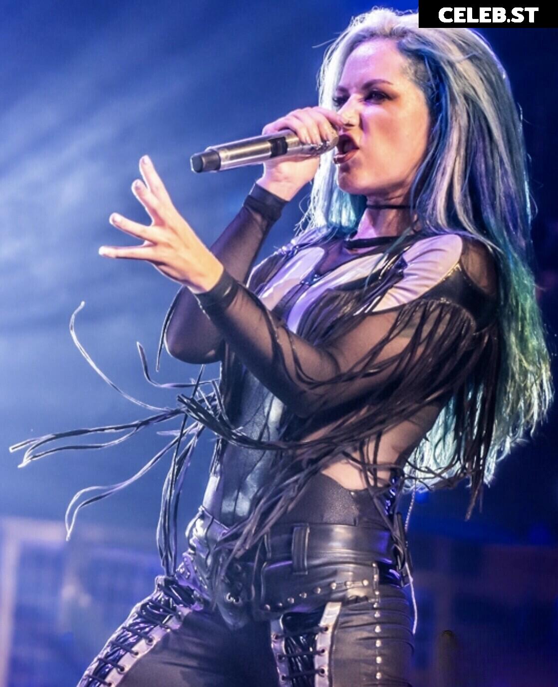 Women of Metal Image 4442956