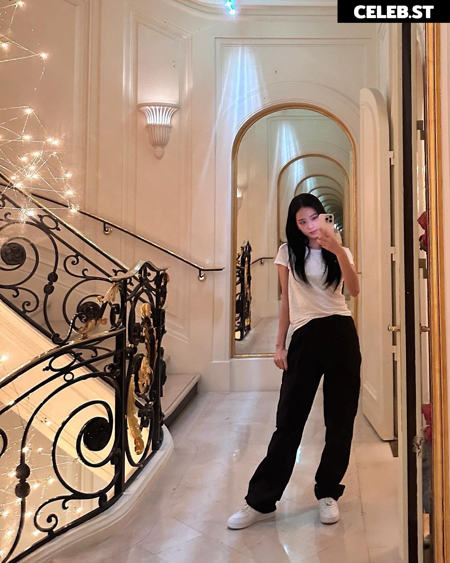 Jisoo  || - BLΛƆKPIИK ( BLACKPINK ) Image 4443498