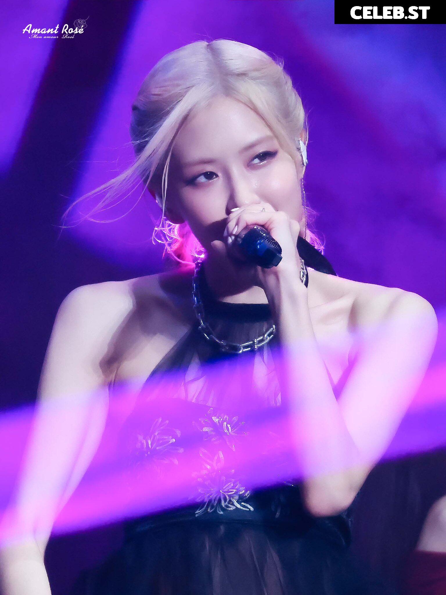 Rosé || Roseanne Park - BLΛƆKPIИK ( BLACKPINK ) Image 4440652