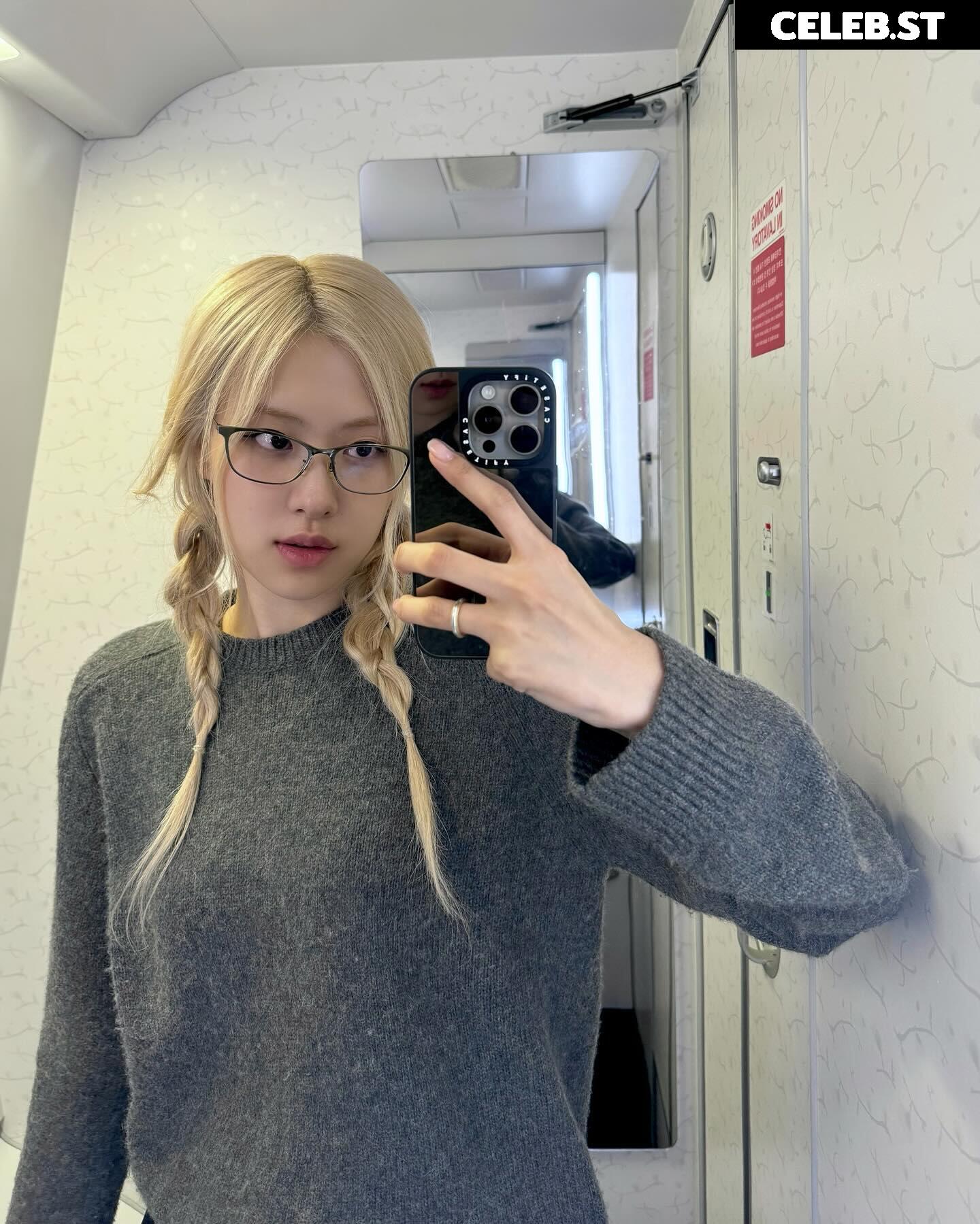 Rosé || Roseanne Park - BLΛƆKPIИK ( BLACKPINK ) Image 4449867