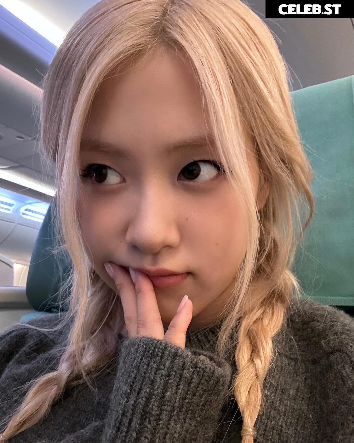 Rosé || Roseanne Park - BLΛƆKPIИK ( BLACKPINK ) Image 4449719