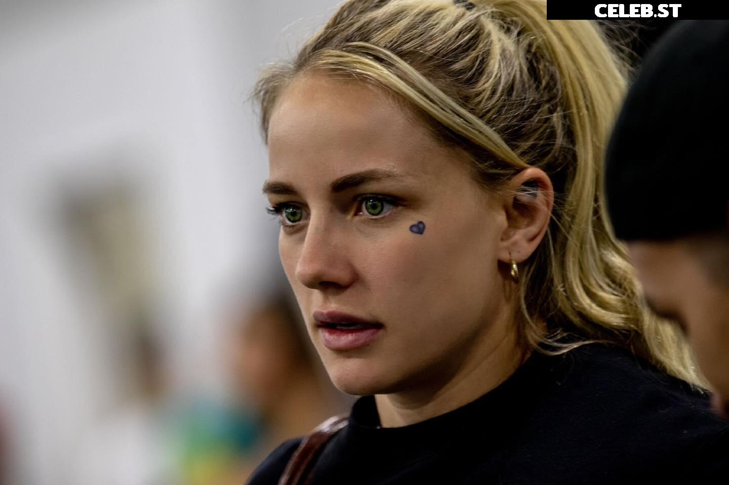 Jessica-Rose Clark "Jessy Jess" (UFC Fighter) Image 4449091