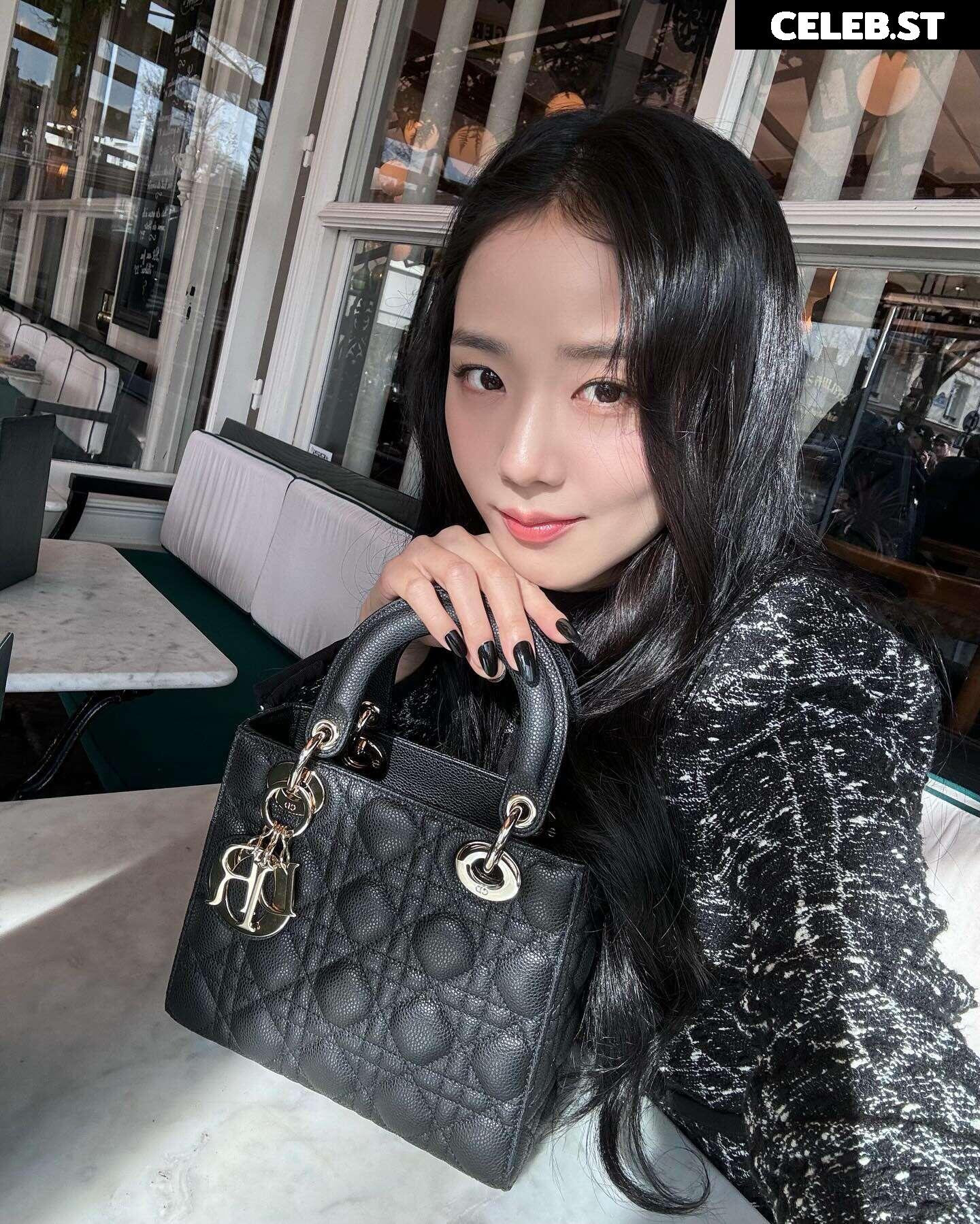 Jisoo  || - BLΛƆKPIИK ( BLACKPINK ) Image 4449940