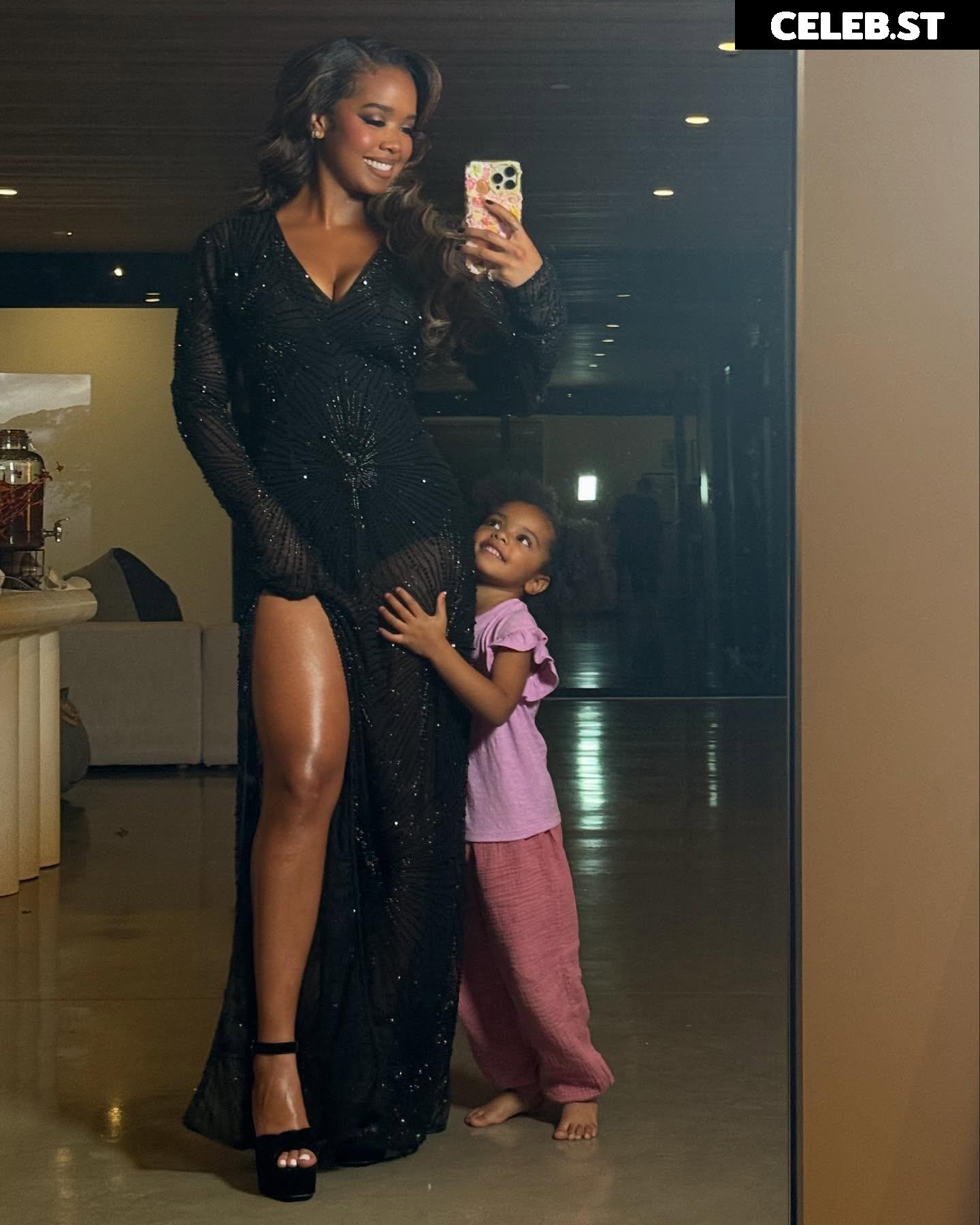 H.E.R./Gabriella Sarmiento Wilson Image 4448784