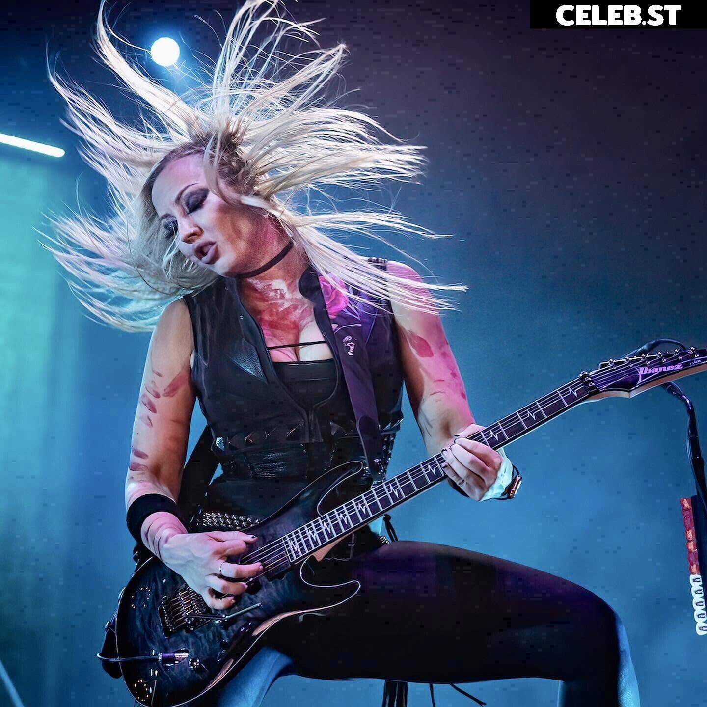 Women of Metal Image 4448065
