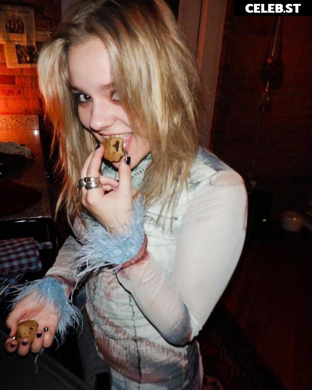 Maisy Stella Image 4448962