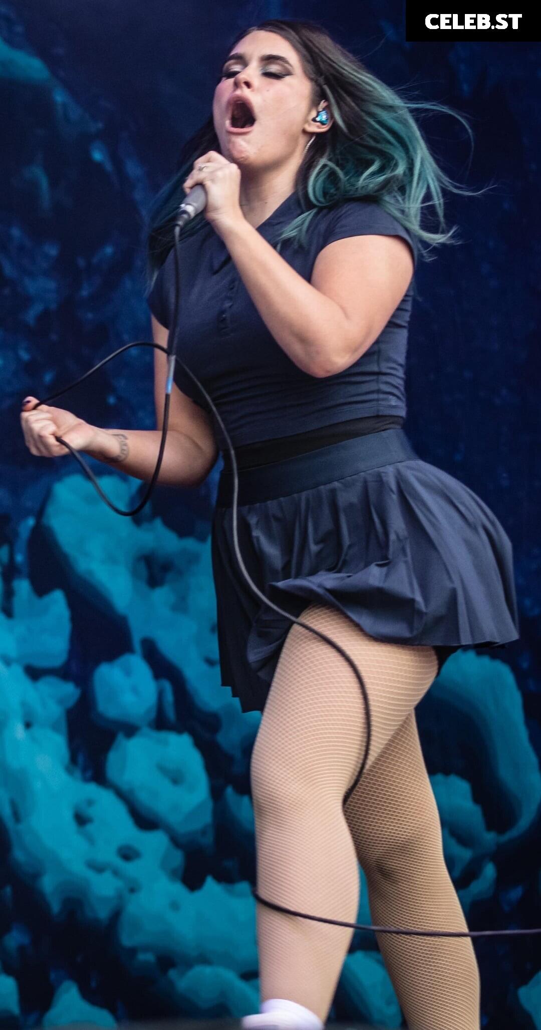 Courtney Laplante (Spiritbox Singer) Image 4435210