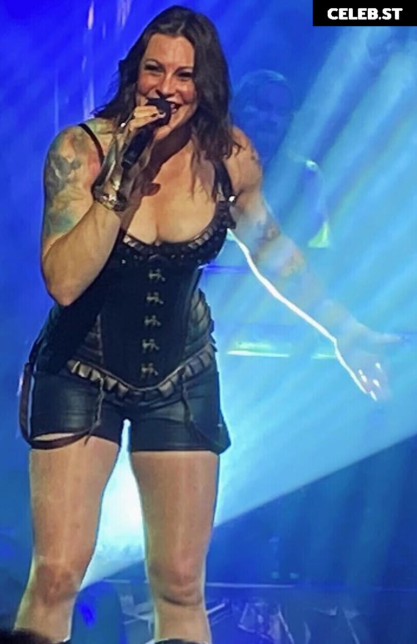 Women of Metal Image 4436719