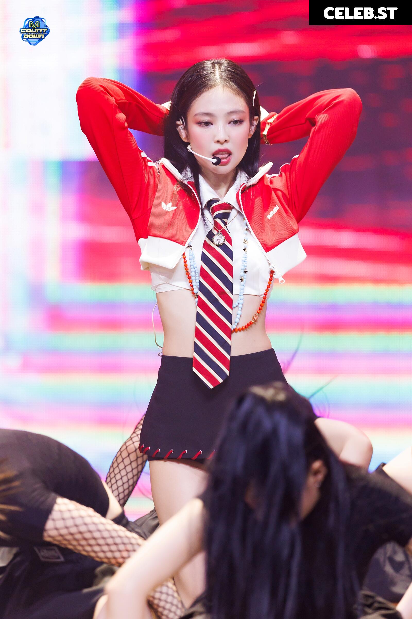 Jennie | BLΛƆKPIИK (Blackpink) Image 4436956