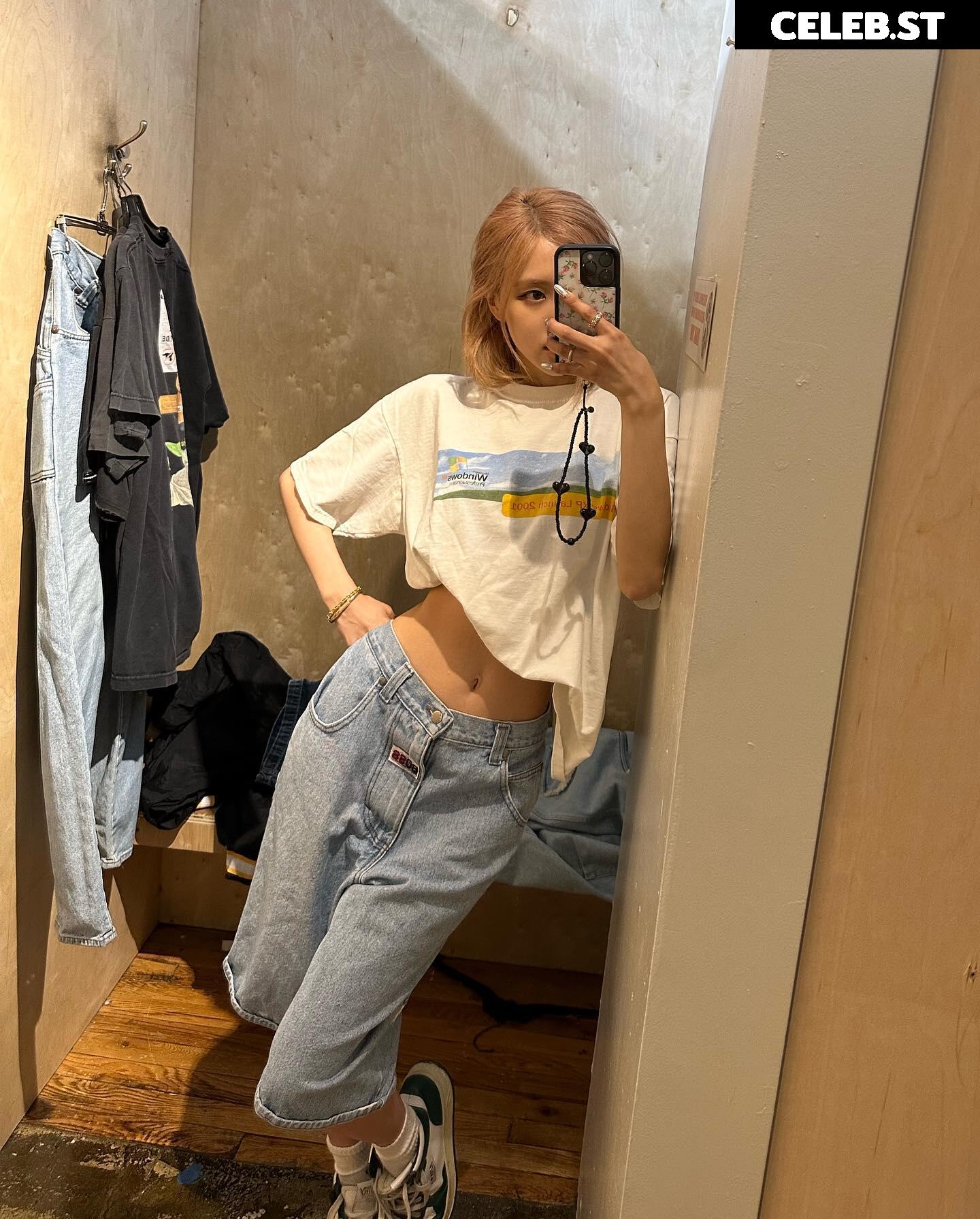 Rosé || Roseanne Park - BLΛƆKPIИK ( BLACKPINK ) Image 4436957