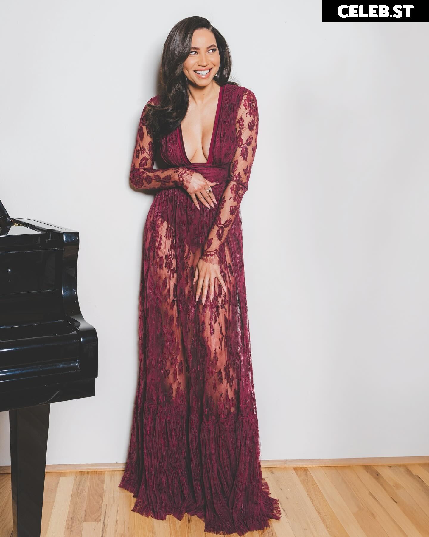 Jurnee Smollett Image 4437856