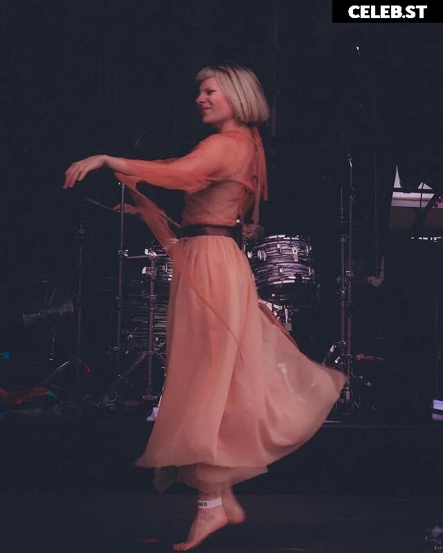 Aurora Aksnes (singer) Image 4437982