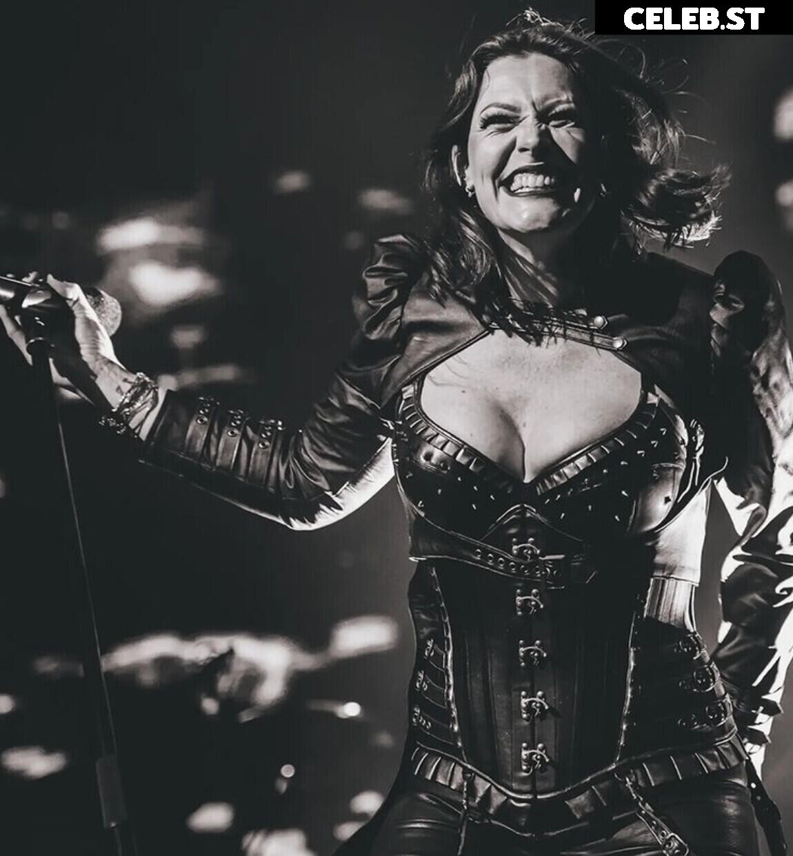 Women of Metal Image 4434891