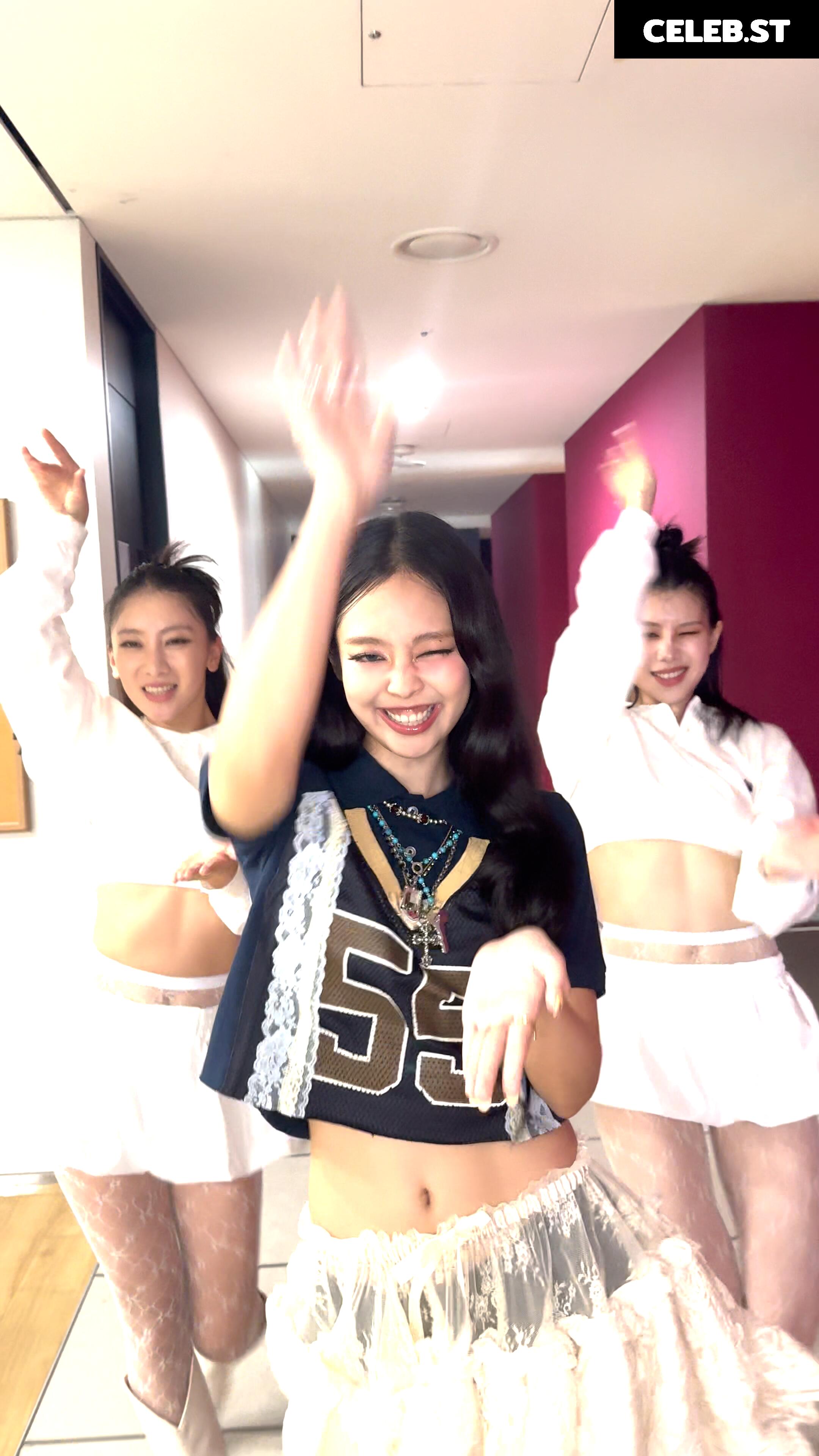 Jennie | BLΛƆKPIИK (Blackpink) Image 4434171