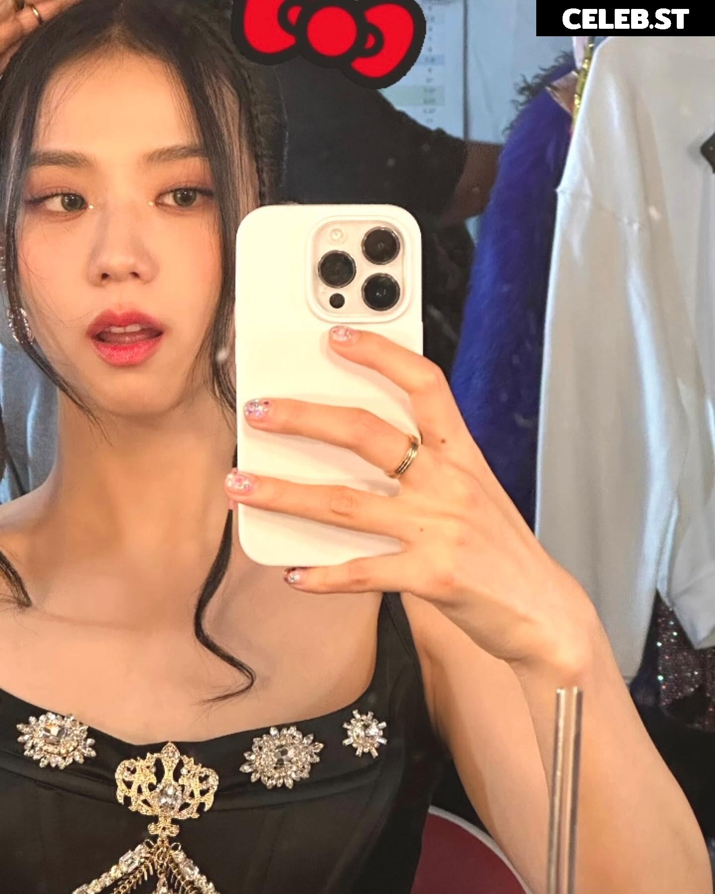 Jisoo  || - BLΛƆKPIИK ( BLACKPINK ) Image 4434370