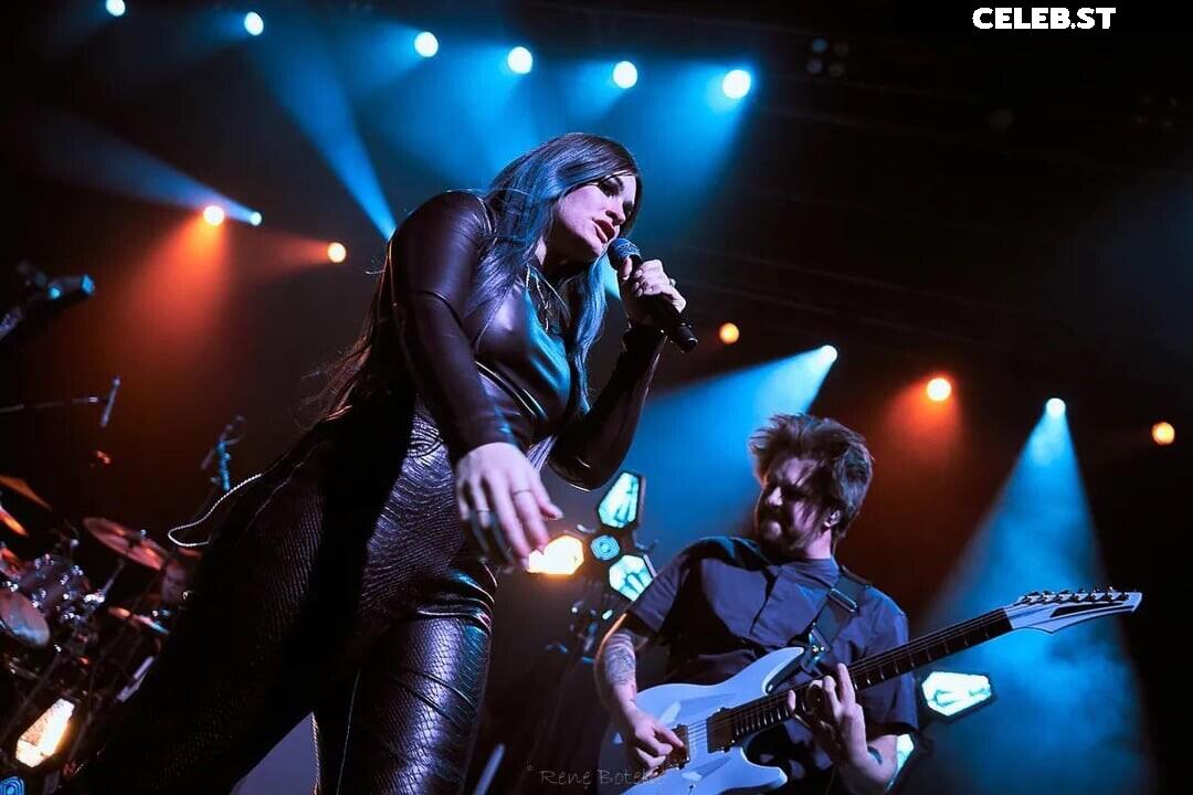 Courtney Laplante (Spiritbox Singer) Image 4434291