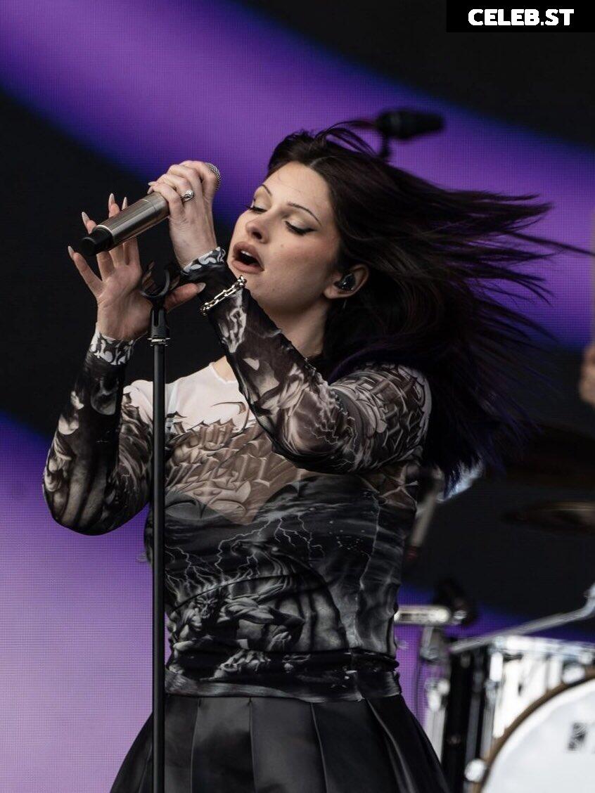 Courtney Laplante (Spiritbox Singer) Image 4431557