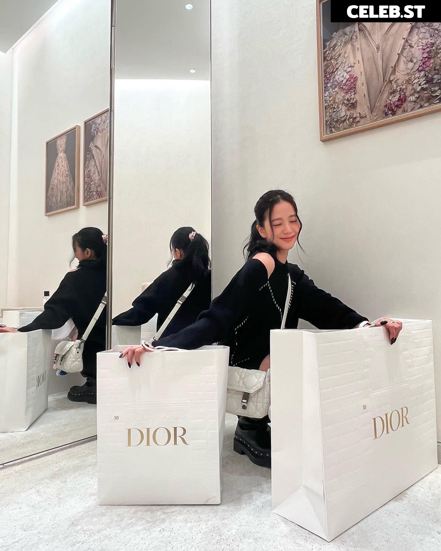 Jisoo  || - BLΛƆKPIИK ( BLACKPINK ) Image 4431549