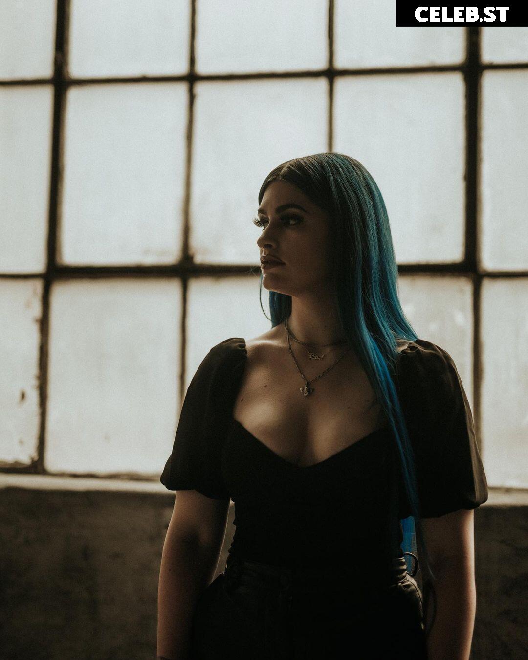 Courtney Laplante (Spiritbox Singer) Image 4431353