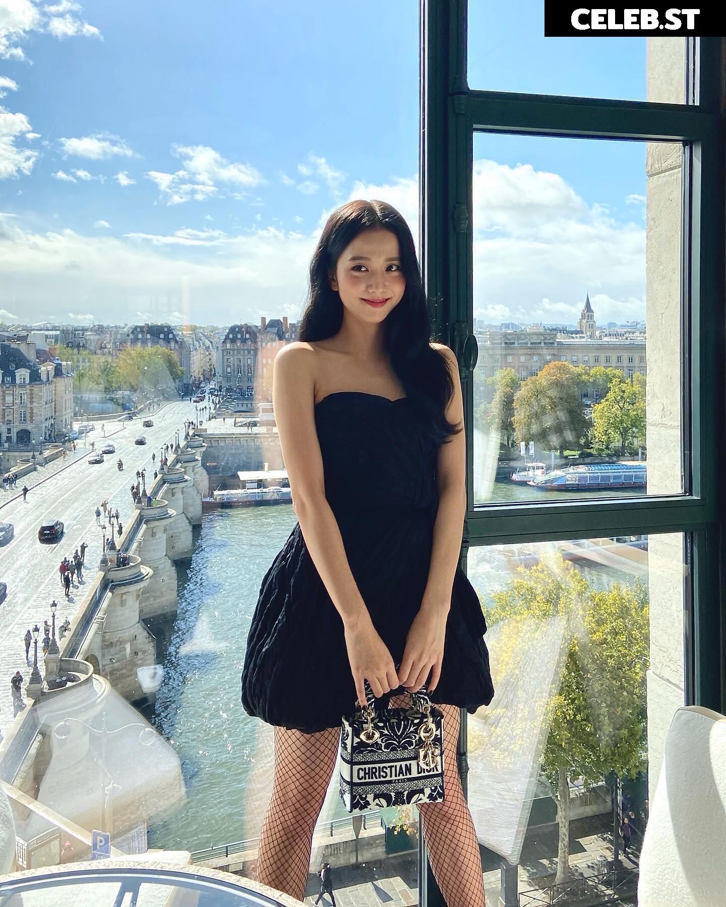Jisoo  || - BLΛƆKPIИK ( BLACKPINK ) Image 4431344