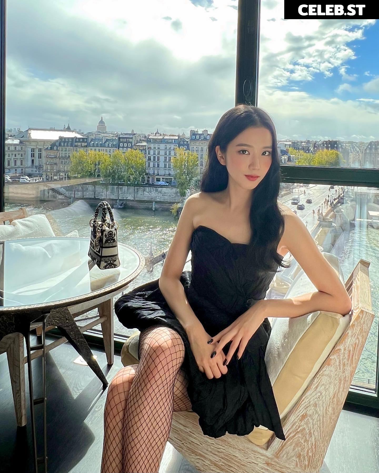 Jisoo  || - BLΛƆKPIИK ( BLACKPINK ) Image 4431201