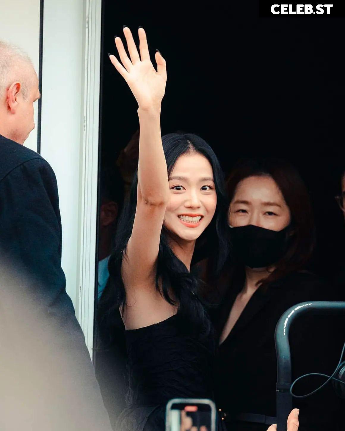 Jisoo  || - BLΛƆKPIИK ( BLACKPINK ) Image 4432137