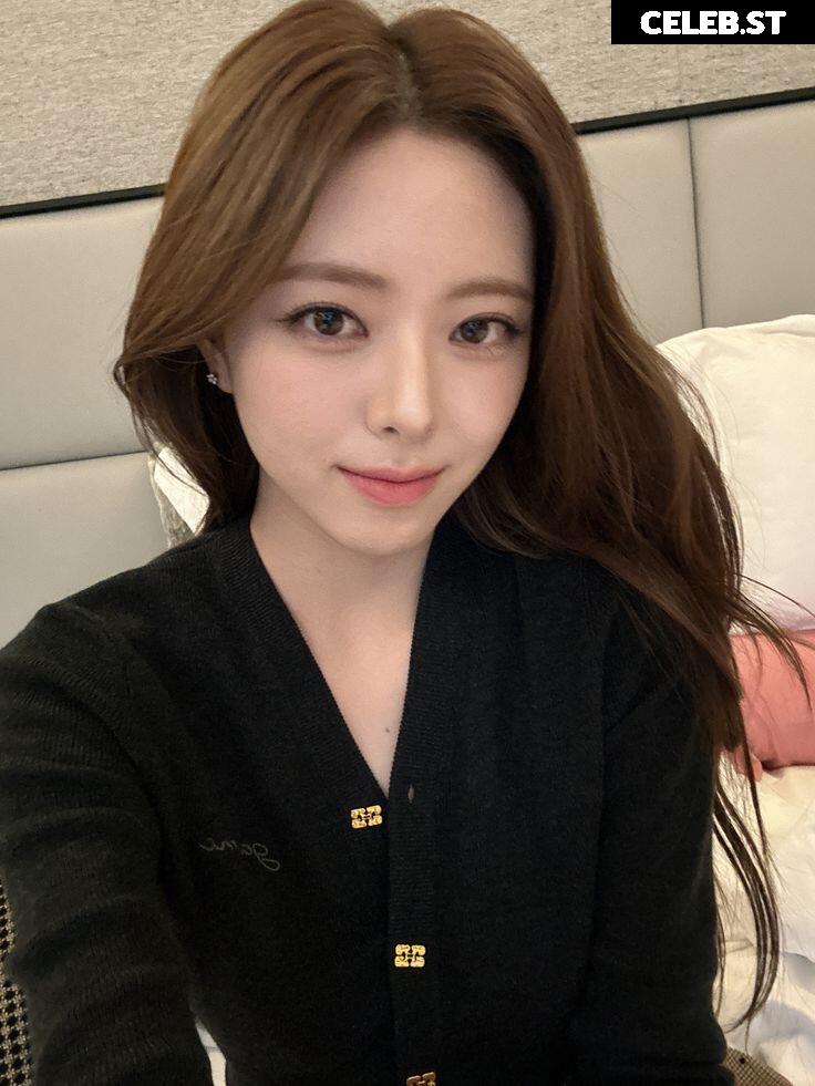 Yuna - ITZY (유나, Shin Yu Na) Image 4432319