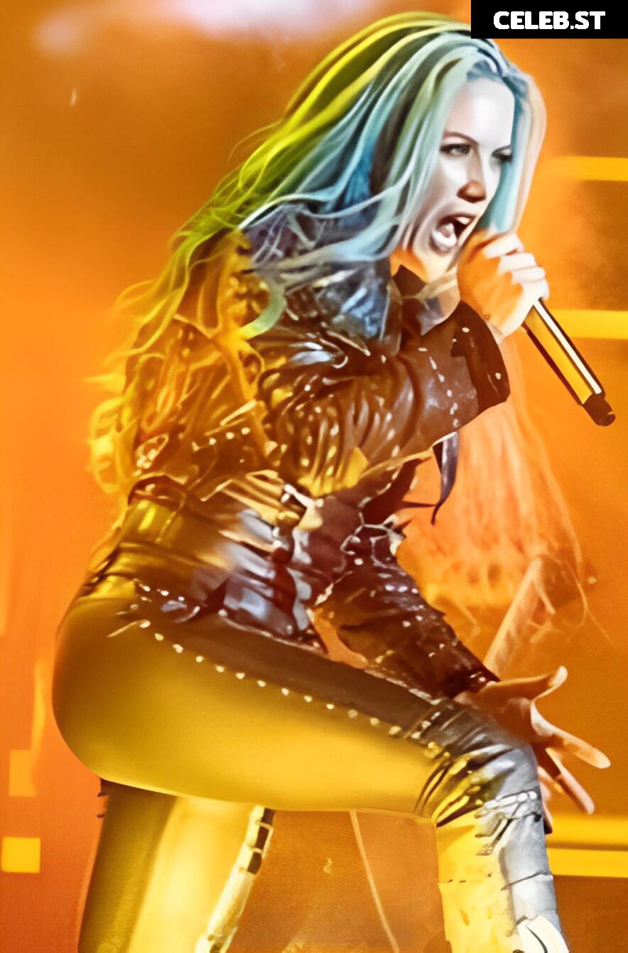 Women of Metal Image 4432318