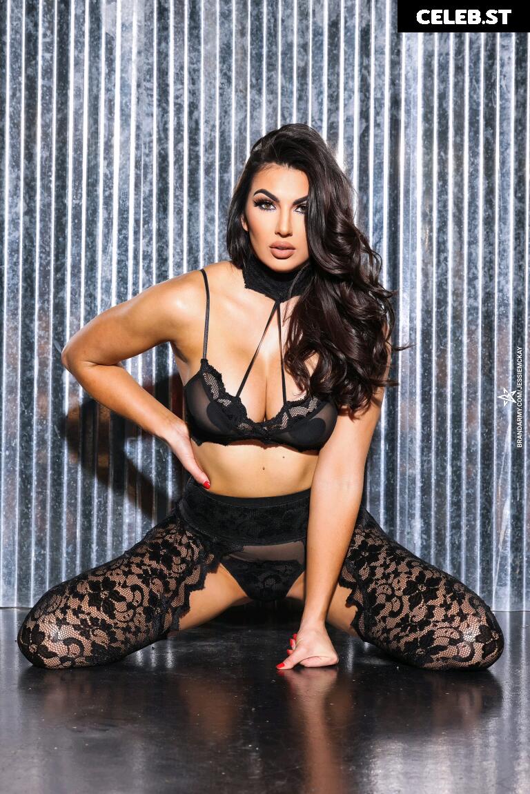 Cassie Lee/Jess McKay (Peyton Royce/Billie Kay) Image 4432307