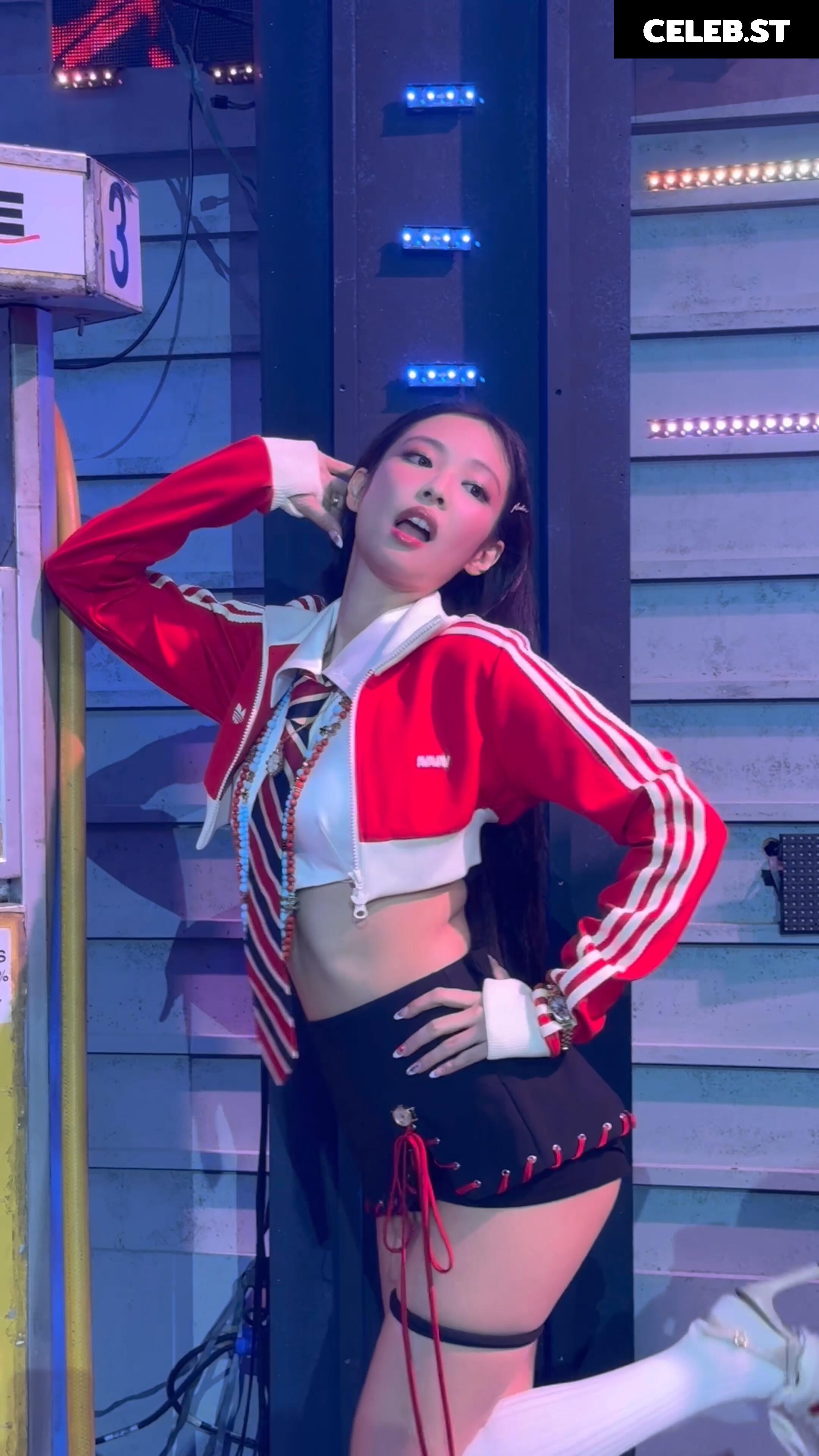 Jennie | BLΛƆKPIИK (Blackpink) Image 4433520