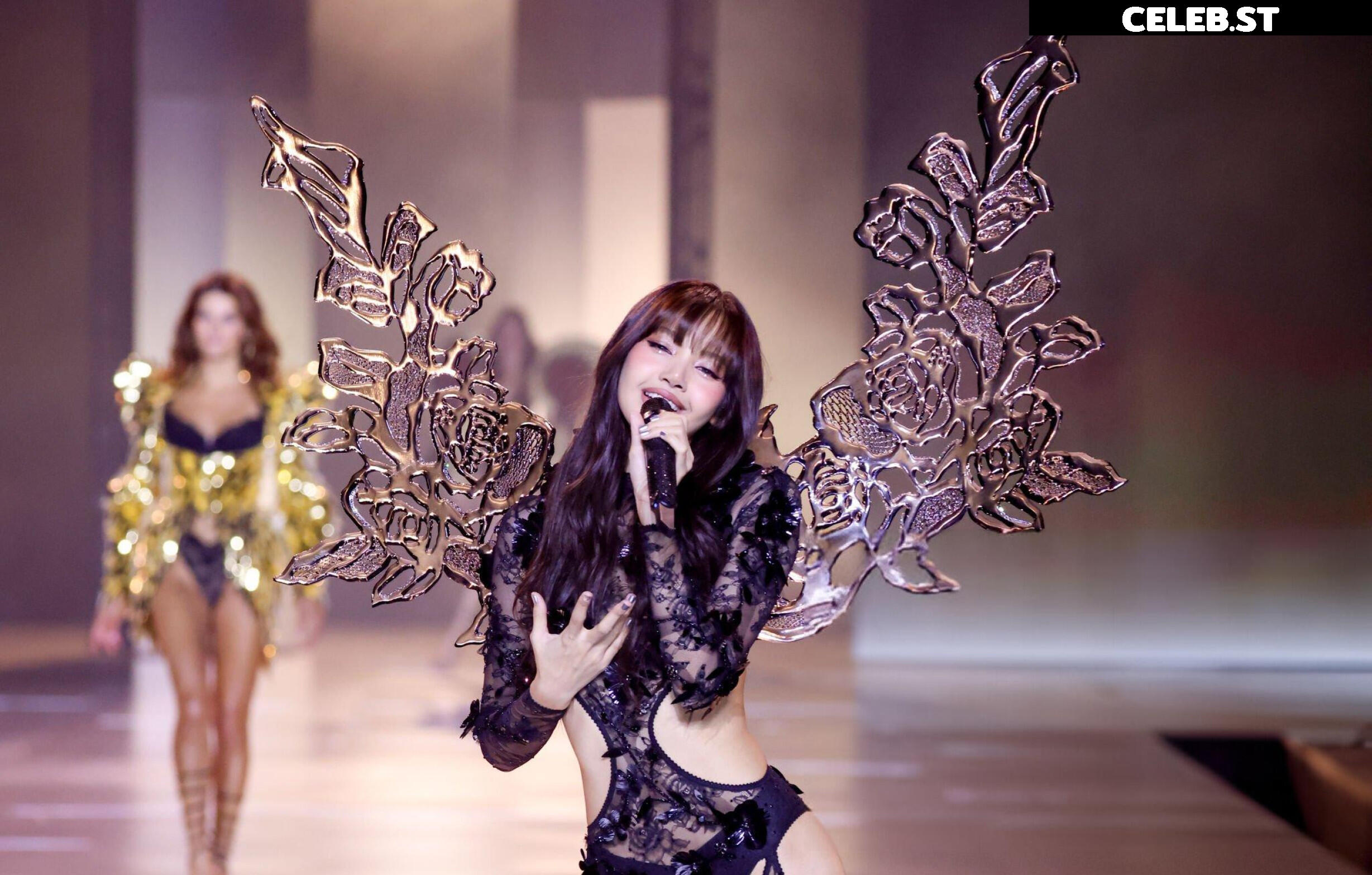 Lisa | BLΛƆKPIИK (Blackpink) Image 4433755