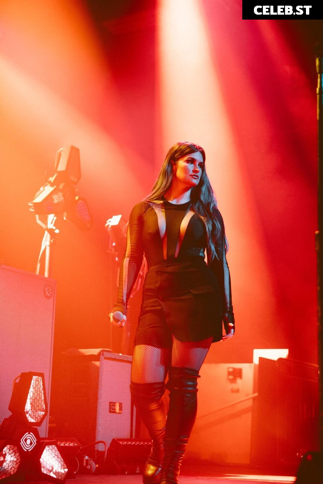 Courtney Laplante (Spiritbox Singer) Image 4433735