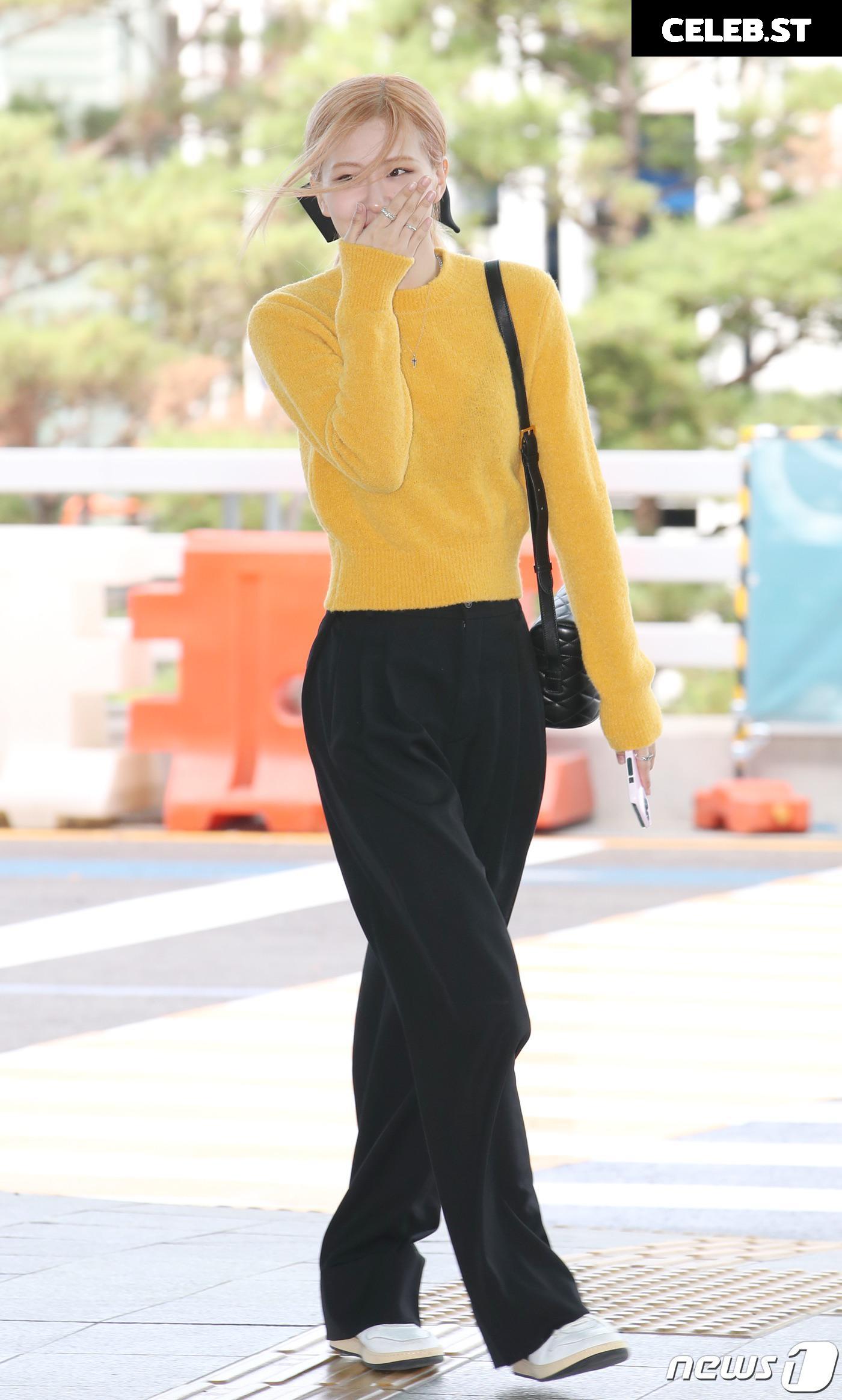 Rosé || Roseanne Park - BLΛƆKPIИK ( BLACKPINK ) Image 4430549