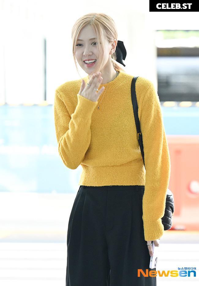 Rosé || Roseanne Park - BLΛƆKPIИK ( BLACKPINK ) Image 4430491