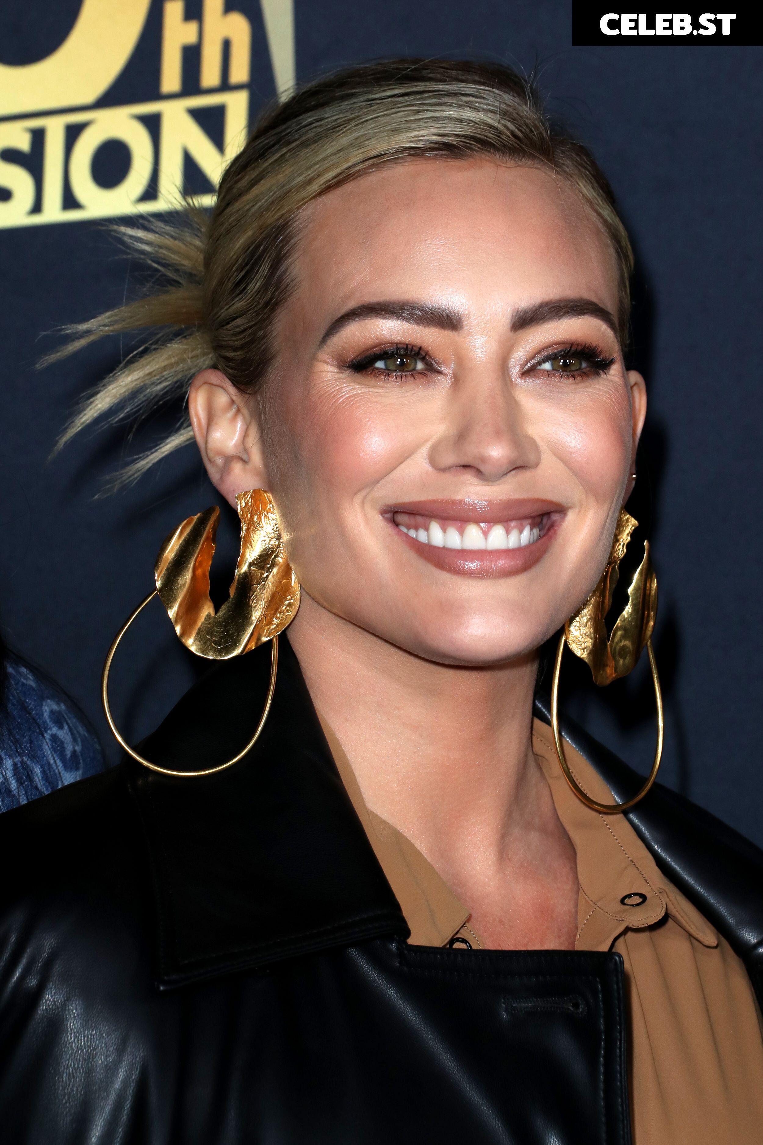 Hilary Duff Image 4430430