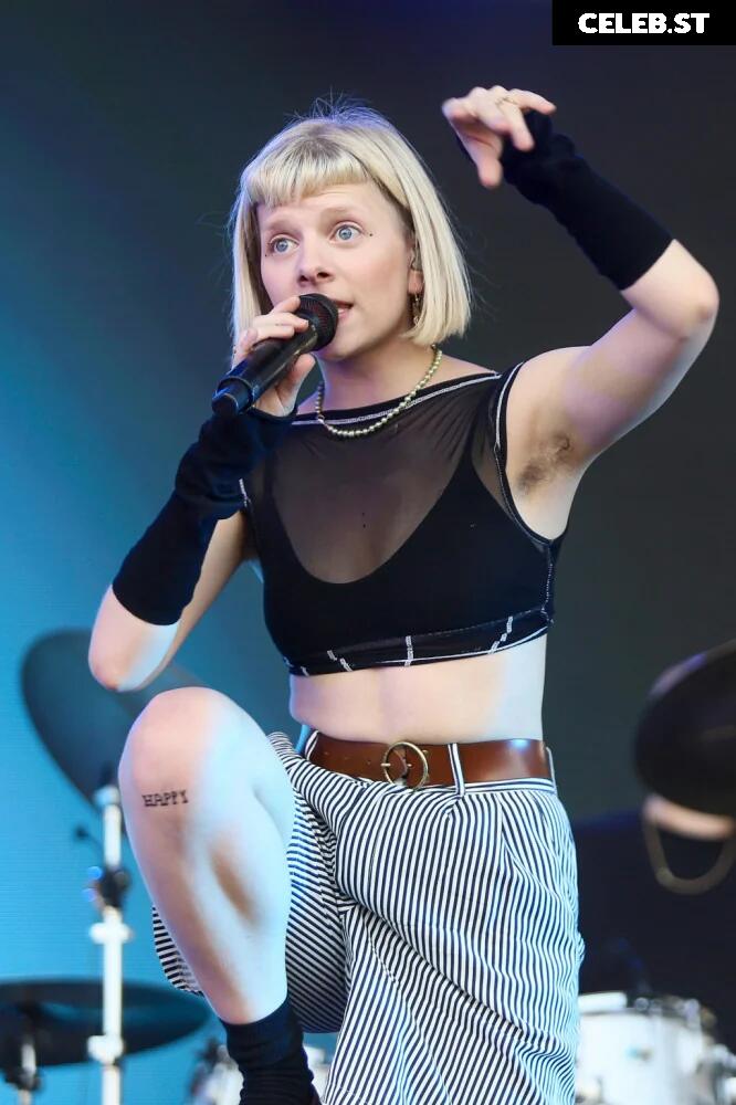Aurora Aksnes (singer) Image 4438584