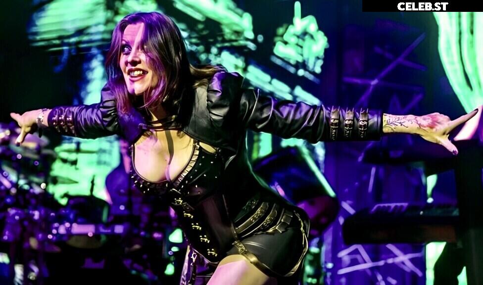 Women of Metal Image 4438441