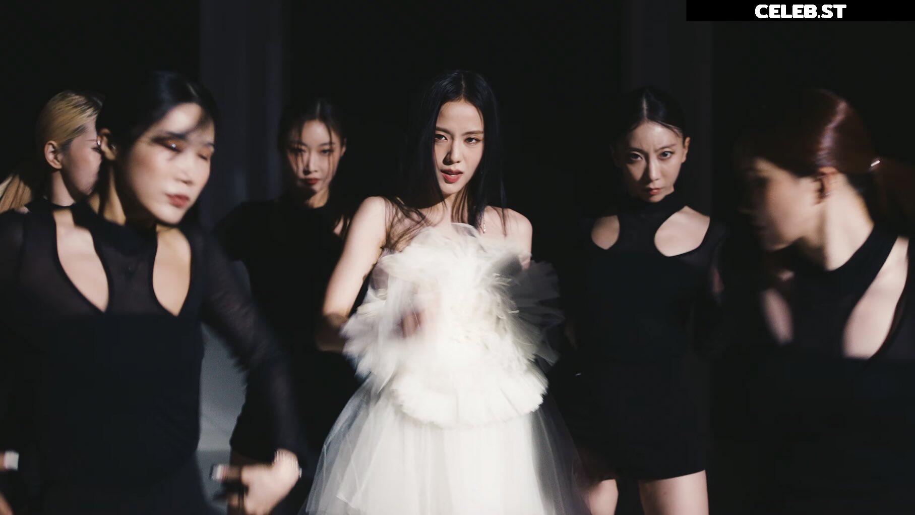 Jisoo  || - BLΛƆKPIИK ( BLACKPINK ) Image 4438103