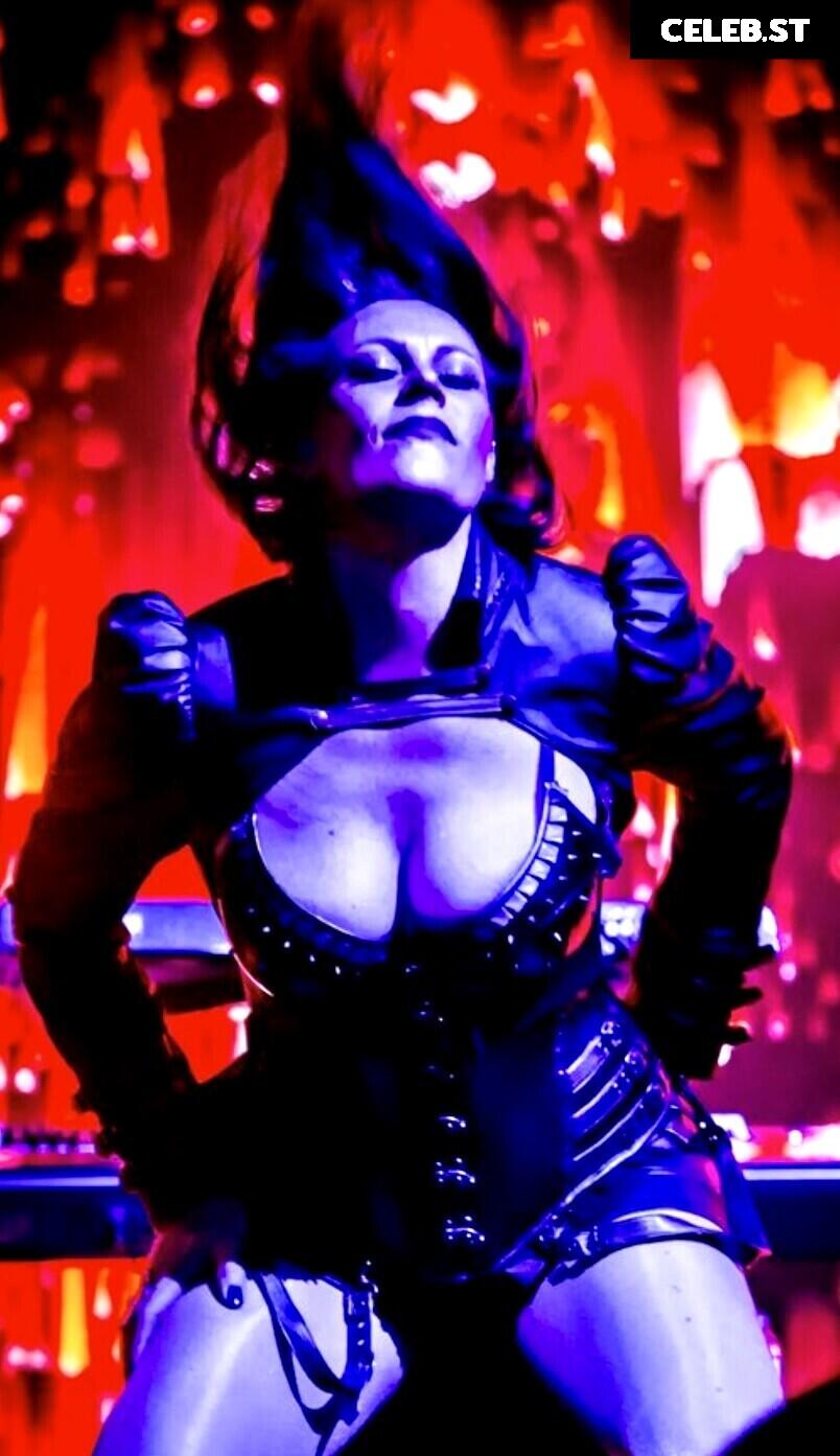 Women of Metal Image 4438361